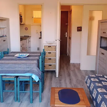 Апартаменти Neptuna Joli T2 Proche Roquille Cap D'agde Агд